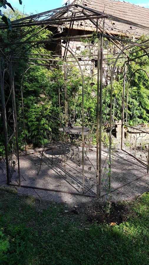 GITE A LA PETITE FONTAINE-PLAIN PIED-MAISON ALSACIENNE RENOVEE AVEC PASSION-4 PERS-4nuitées minimum Langensoultzbach Esterno foto